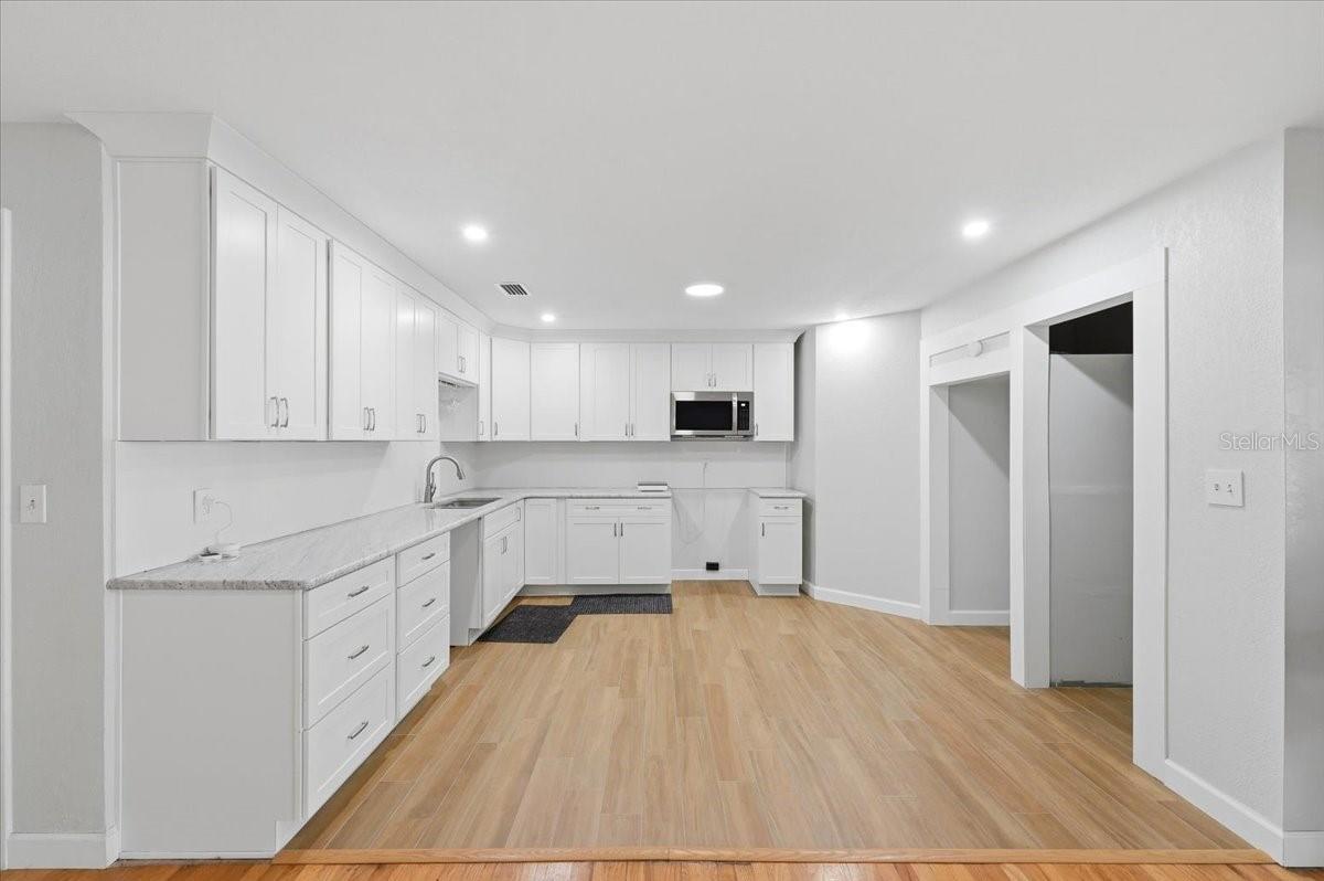 TEMPLE PARK - Residential