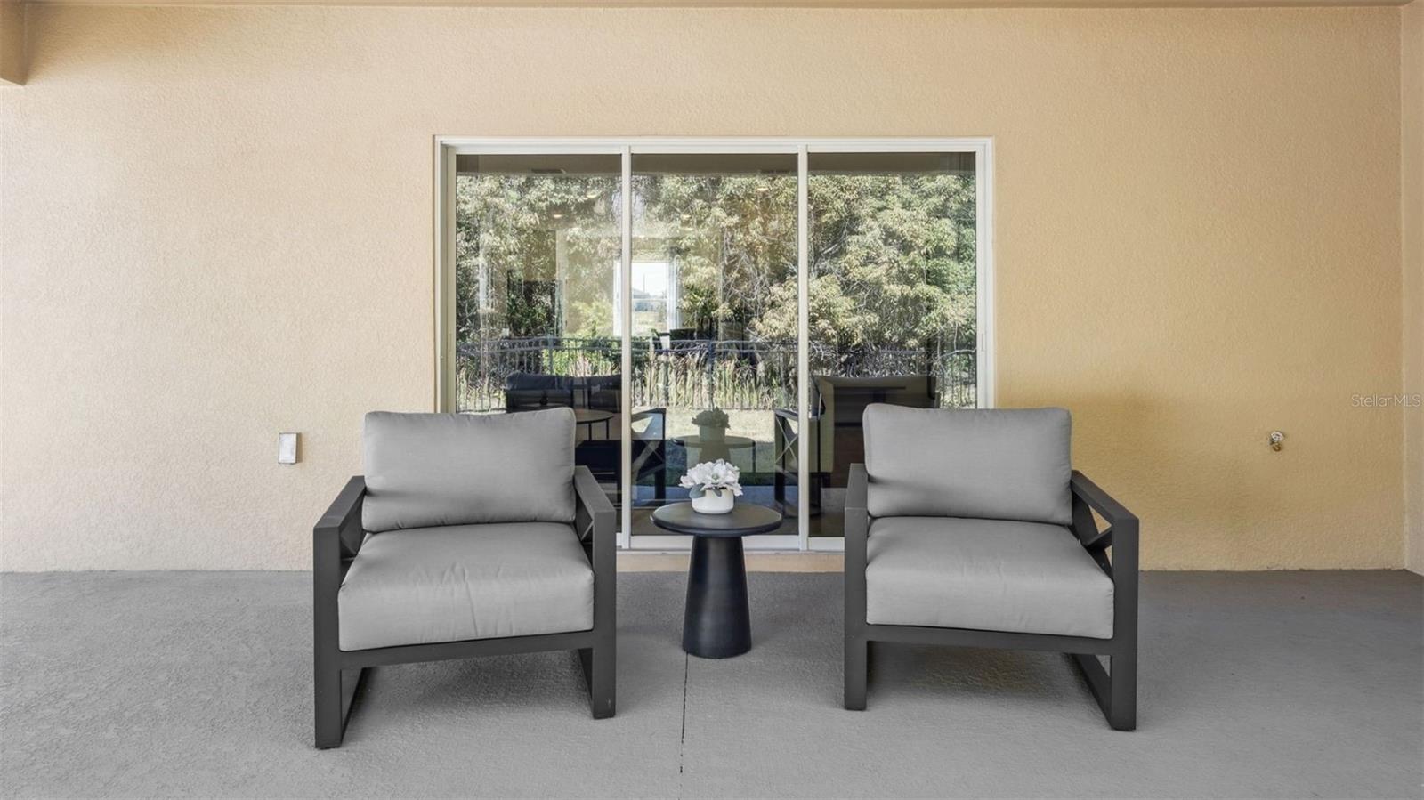 OAK POINTE - Residential