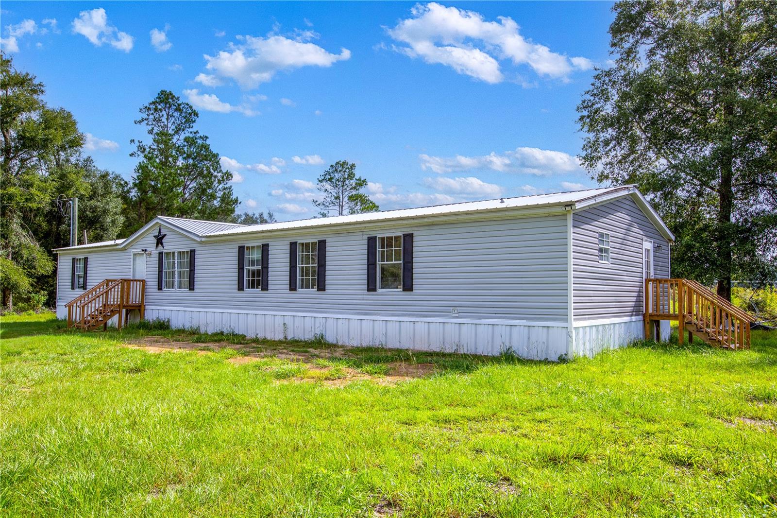 243 SW REIGEL COURT
