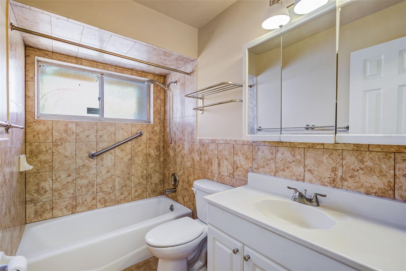 RIO PINAR WOODS - Residential