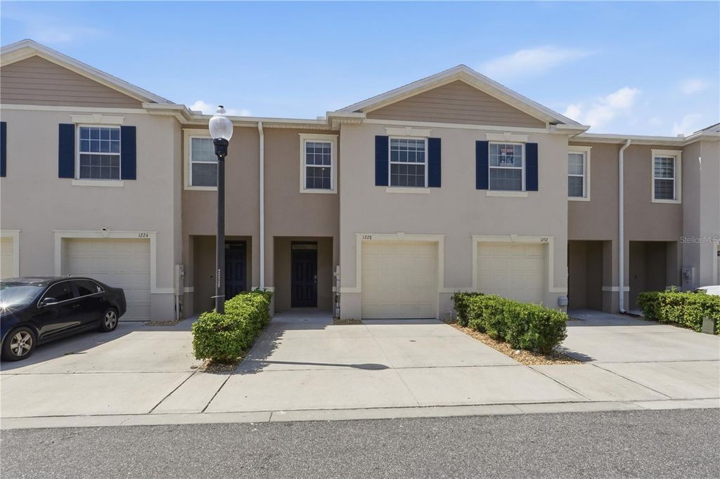Photo of 1228 Yellow Finch Drive, Davenport, FL 33837 (MLS # S5149112)
