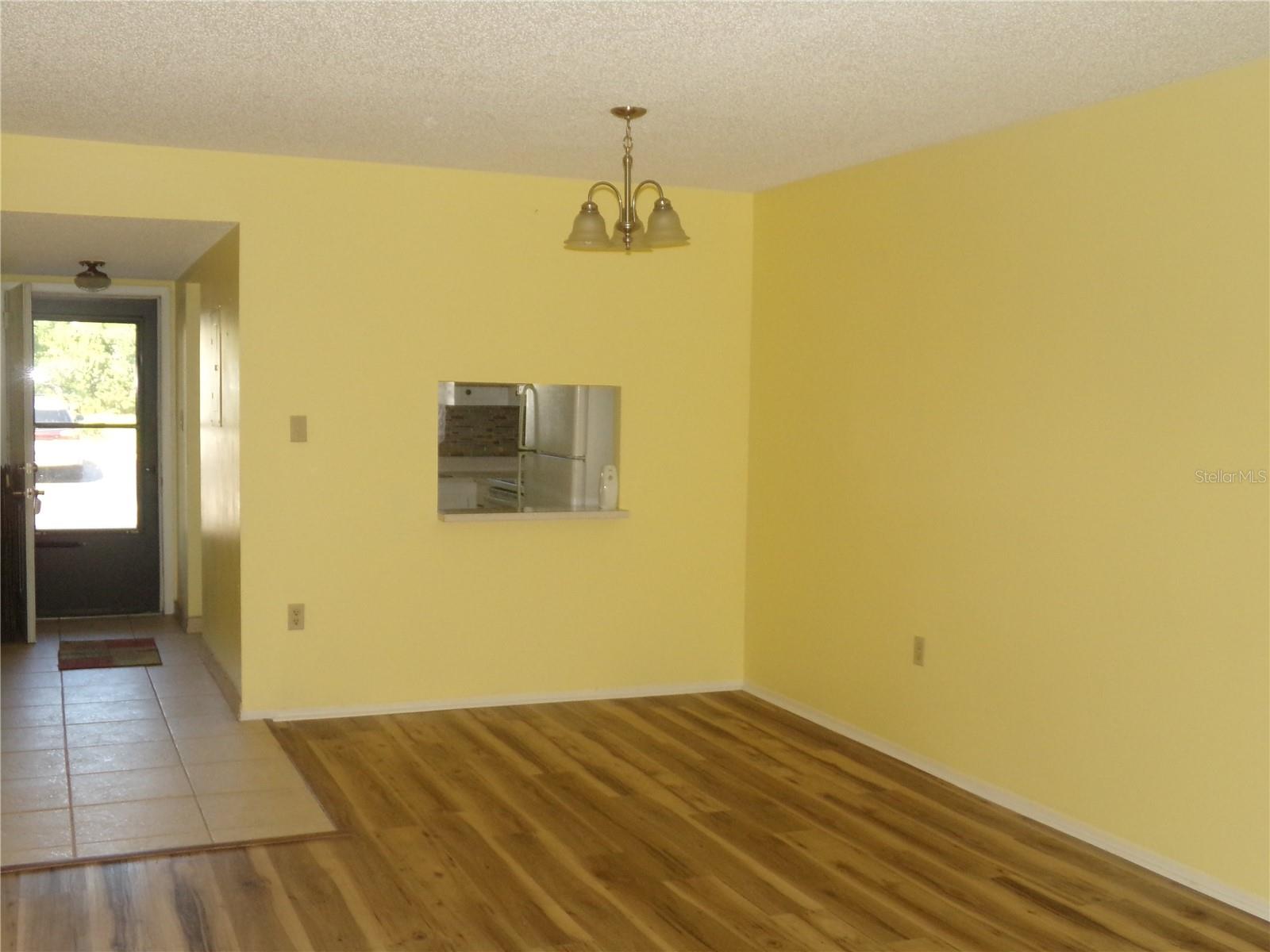 BAYSHORE ON THE LAKE APTS SEC 4 - Residential