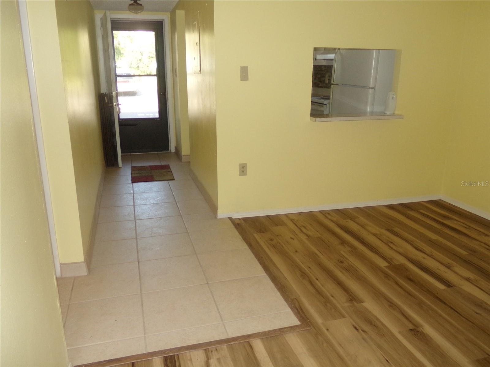 BAYSHORE ON THE LAKE APTS SEC 4 - Residential