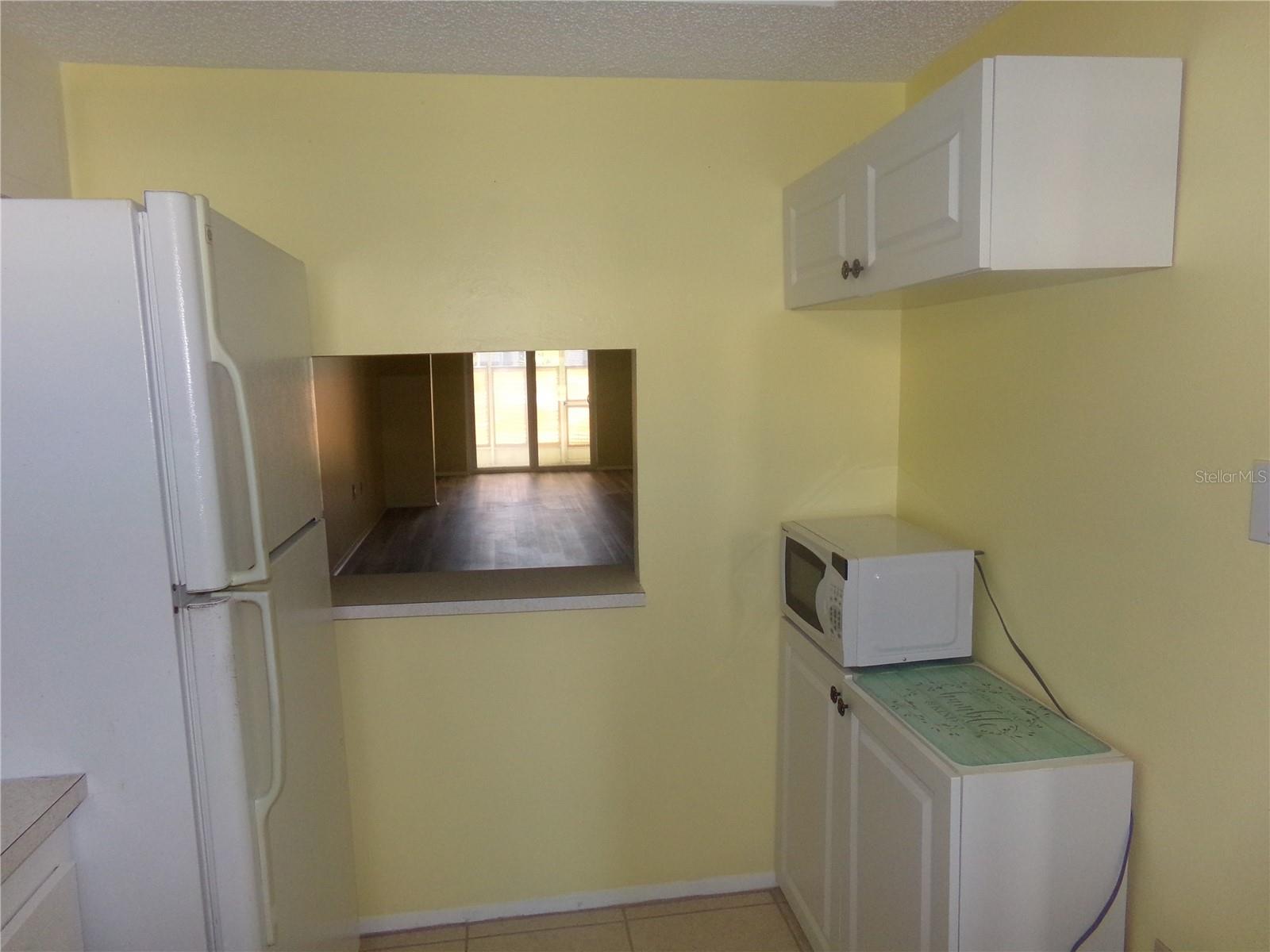 BAYSHORE ON THE LAKE APTS SEC 4 - Residential