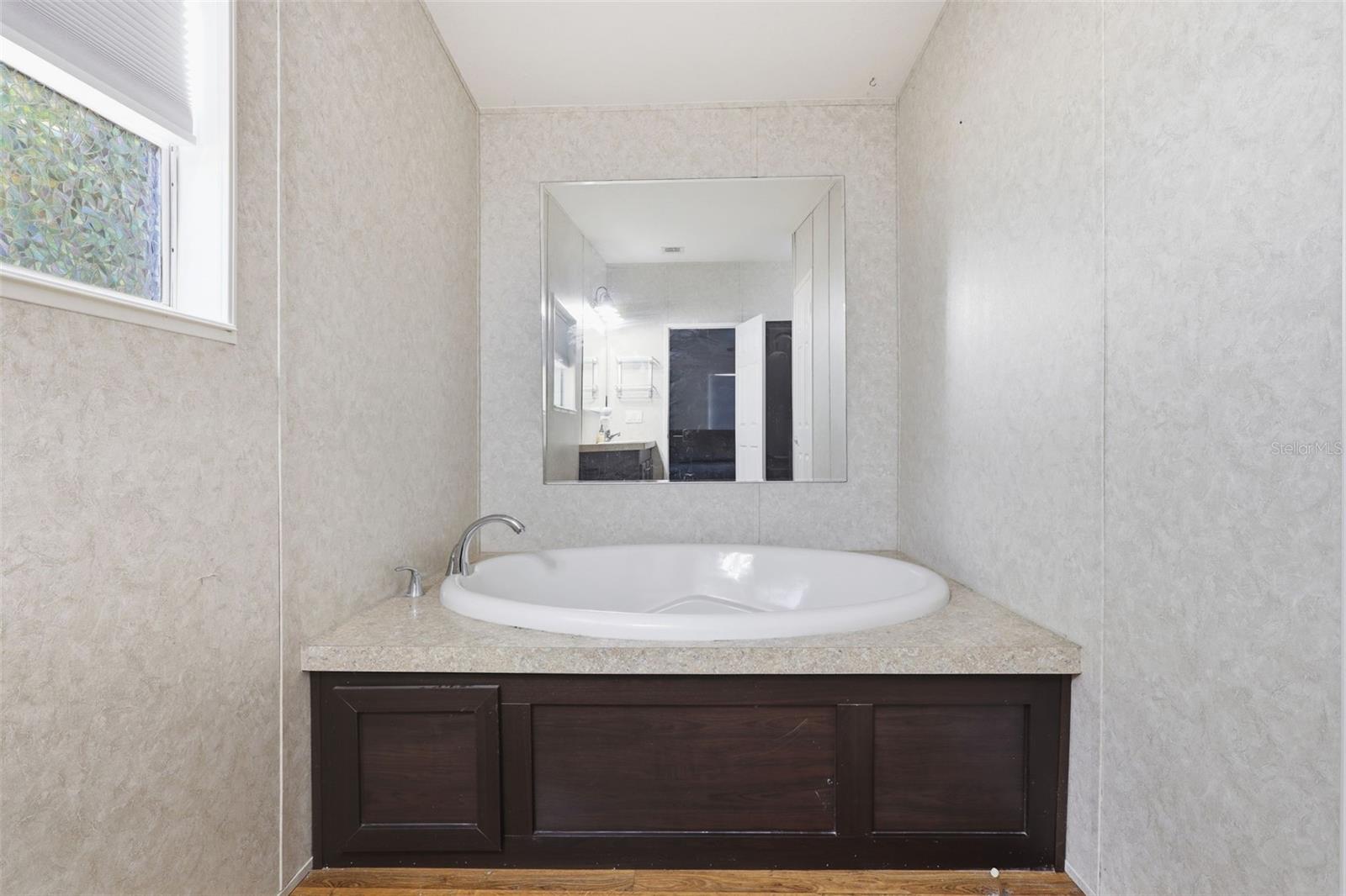 MOBILE MANOR 2ND SEC - Residential