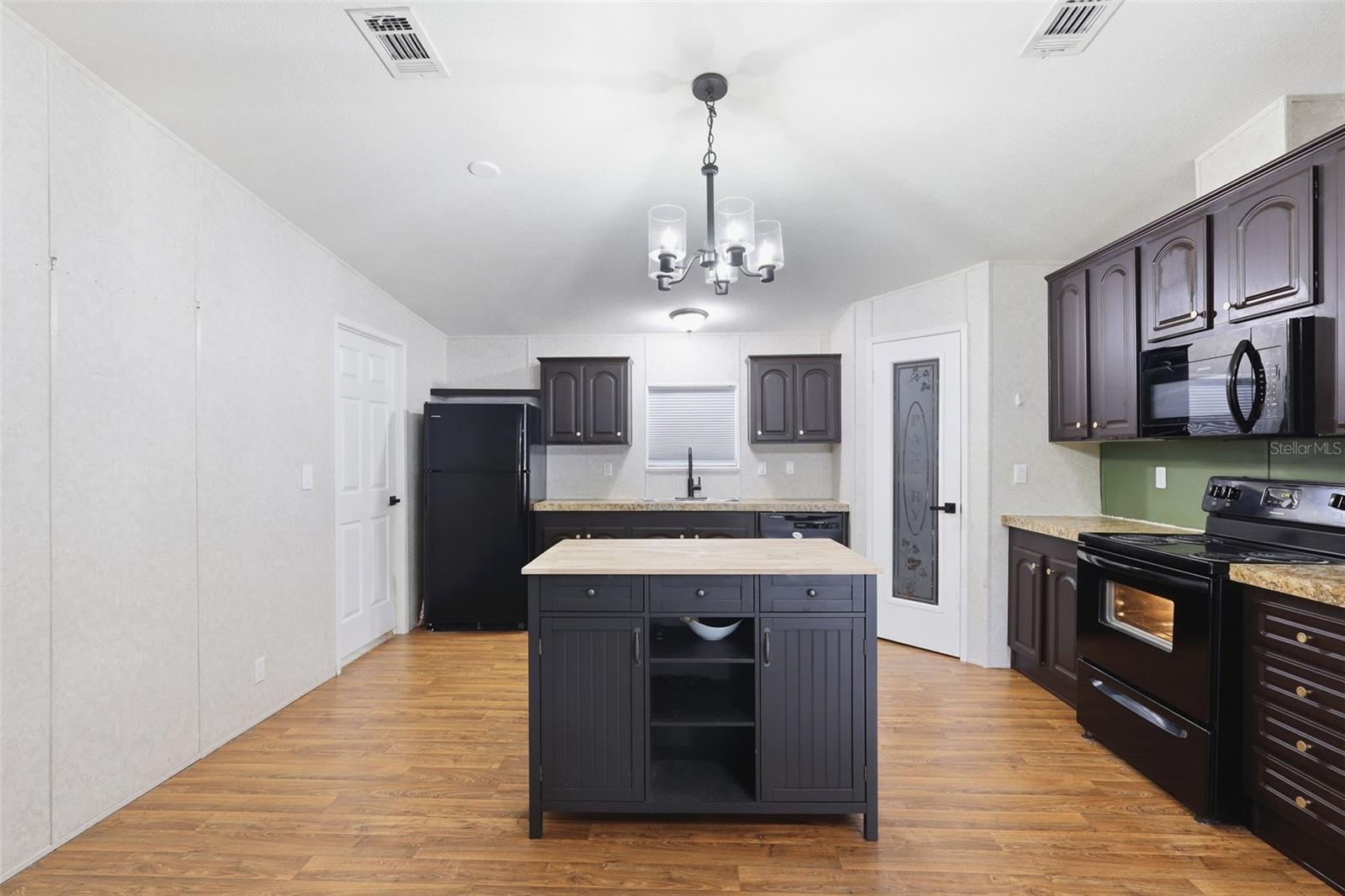 MOBILE MANOR 2ND SEC - Residential