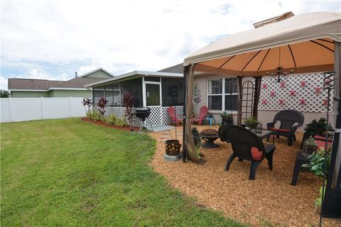 A home in PARRISH