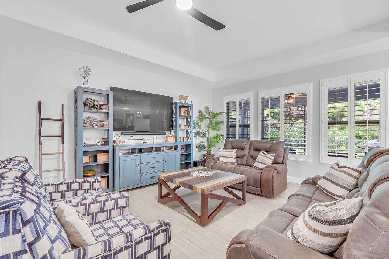 PARKDALE PLACE - Residential