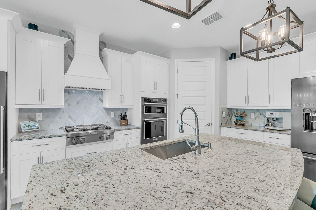 PARKDALE PLACE - Residential