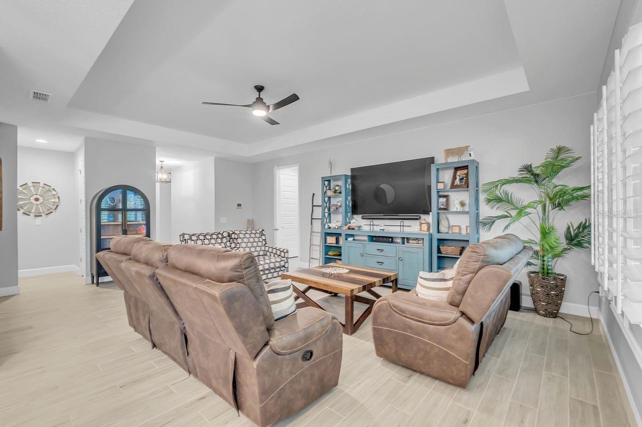 PARKDALE PLACE - Residential
