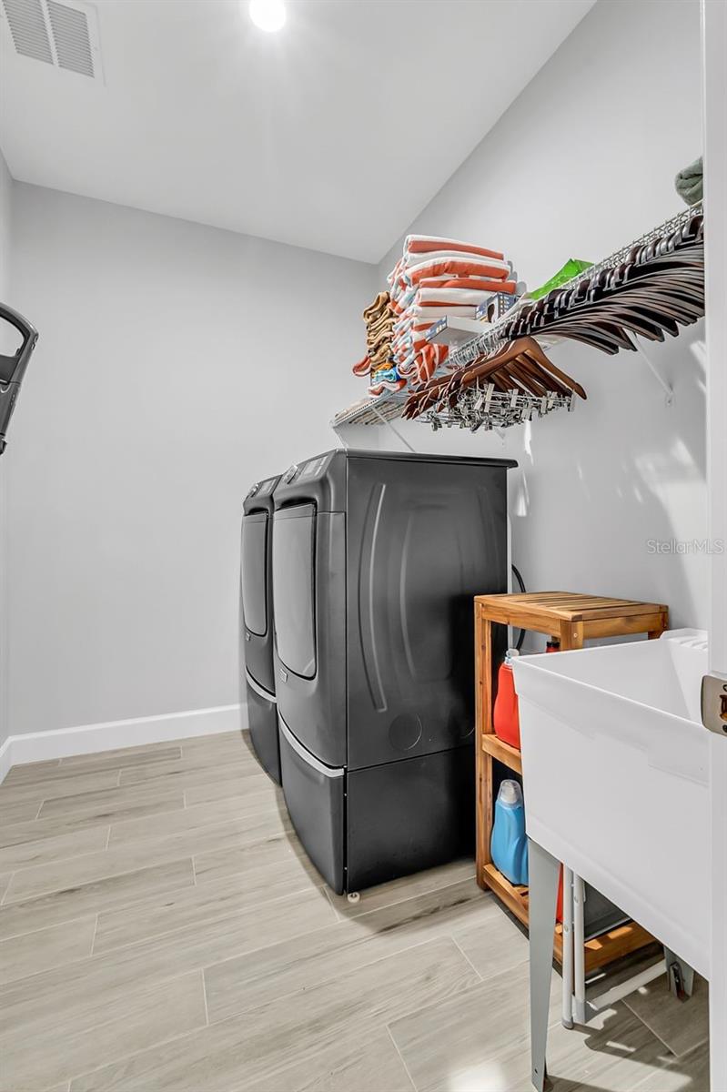 PARKDALE PLACE - Residential