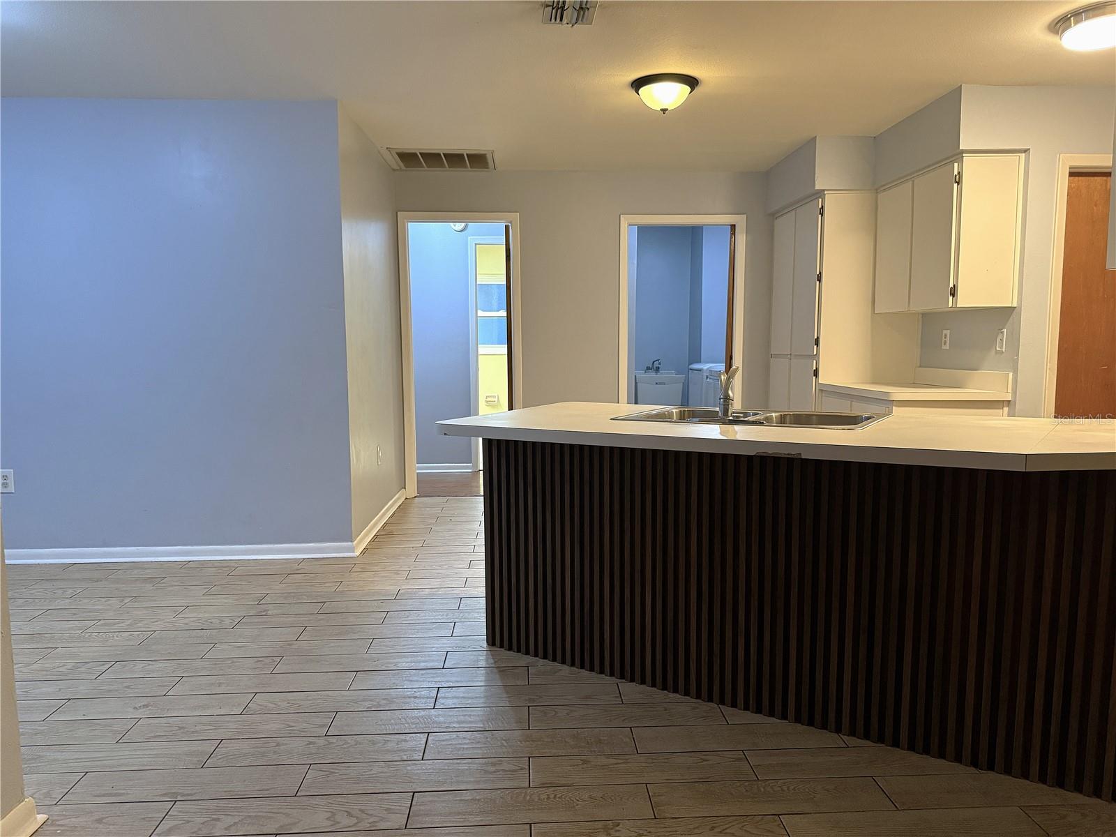 RADCLIFFE ESTATES - Residential Lease