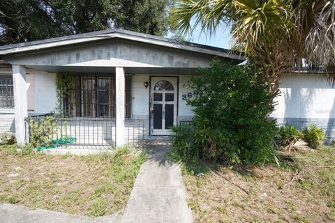 A home in TAMPA