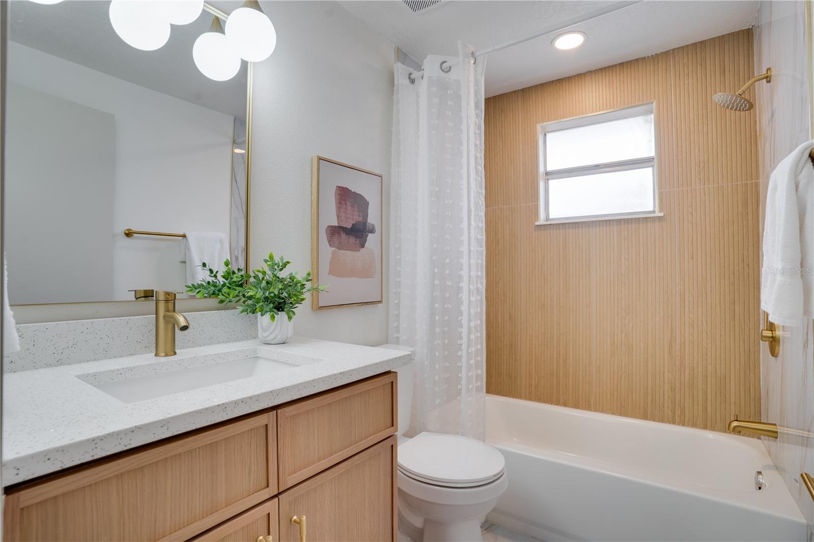 KAYWOOD GARDENS - Residential