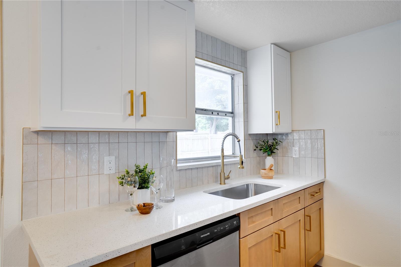 KAYWOOD GARDENS - Residential