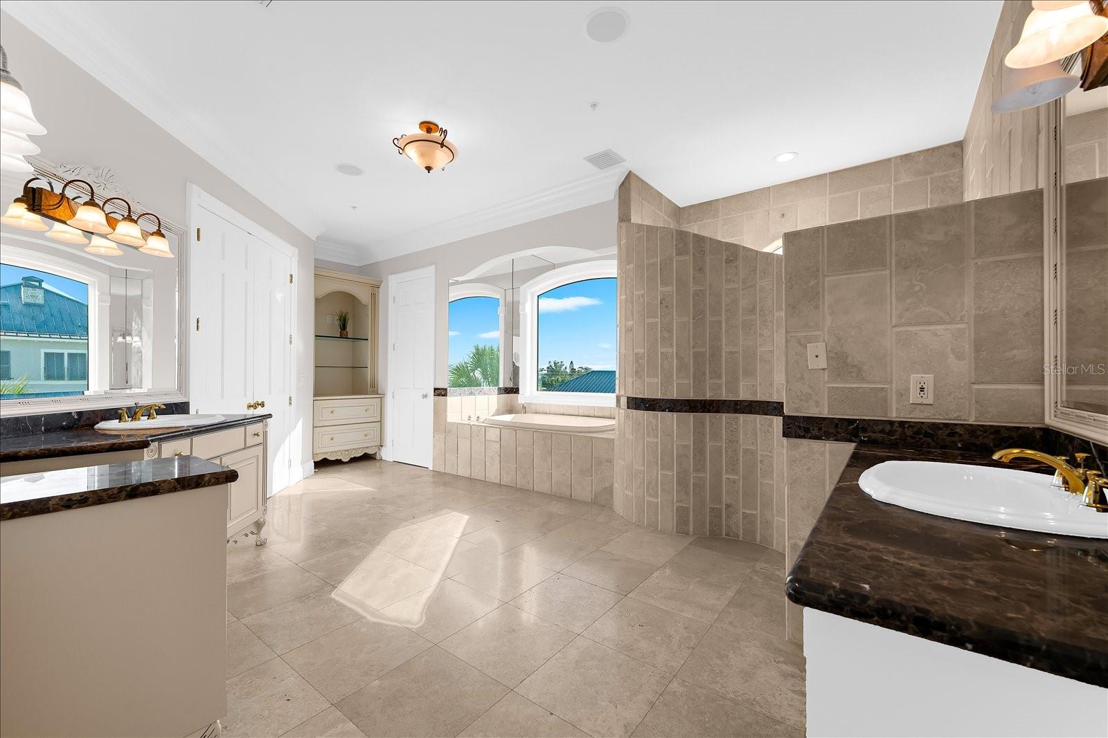 BELLEAIR BEACH UNIT 1 UNREC - Residential