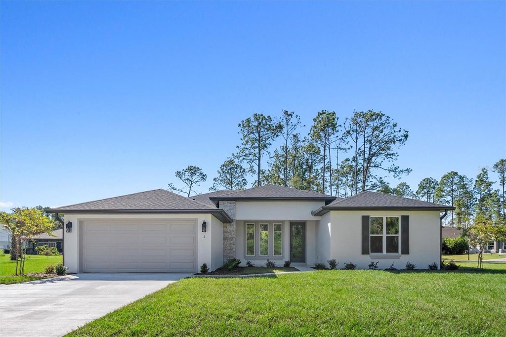Photo of 6 Ulmaceal Path, Palm Coast, FL 32164 (MLS # FC314438)