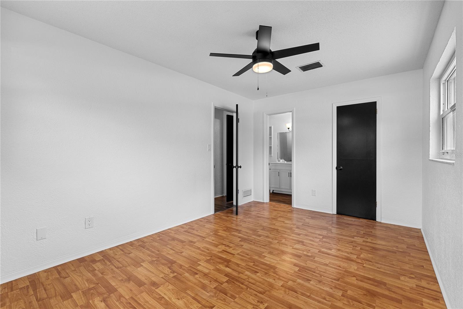 DELTONA LAKES UNIT 02 - Residential