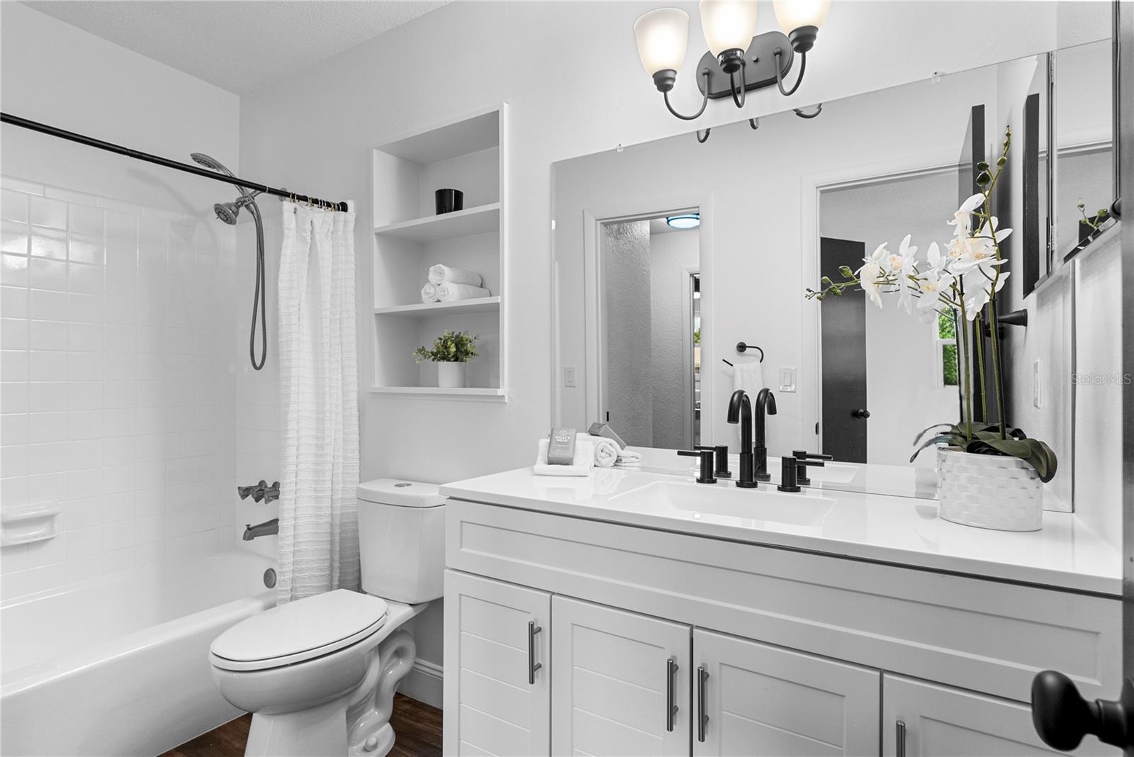 DELTONA LAKES UNIT 02 - Residential