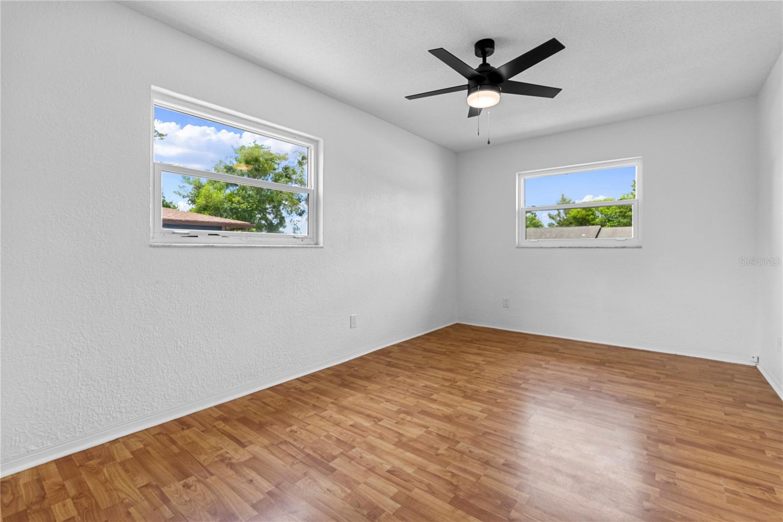 DELTONA LAKES UNIT 02 - Residential