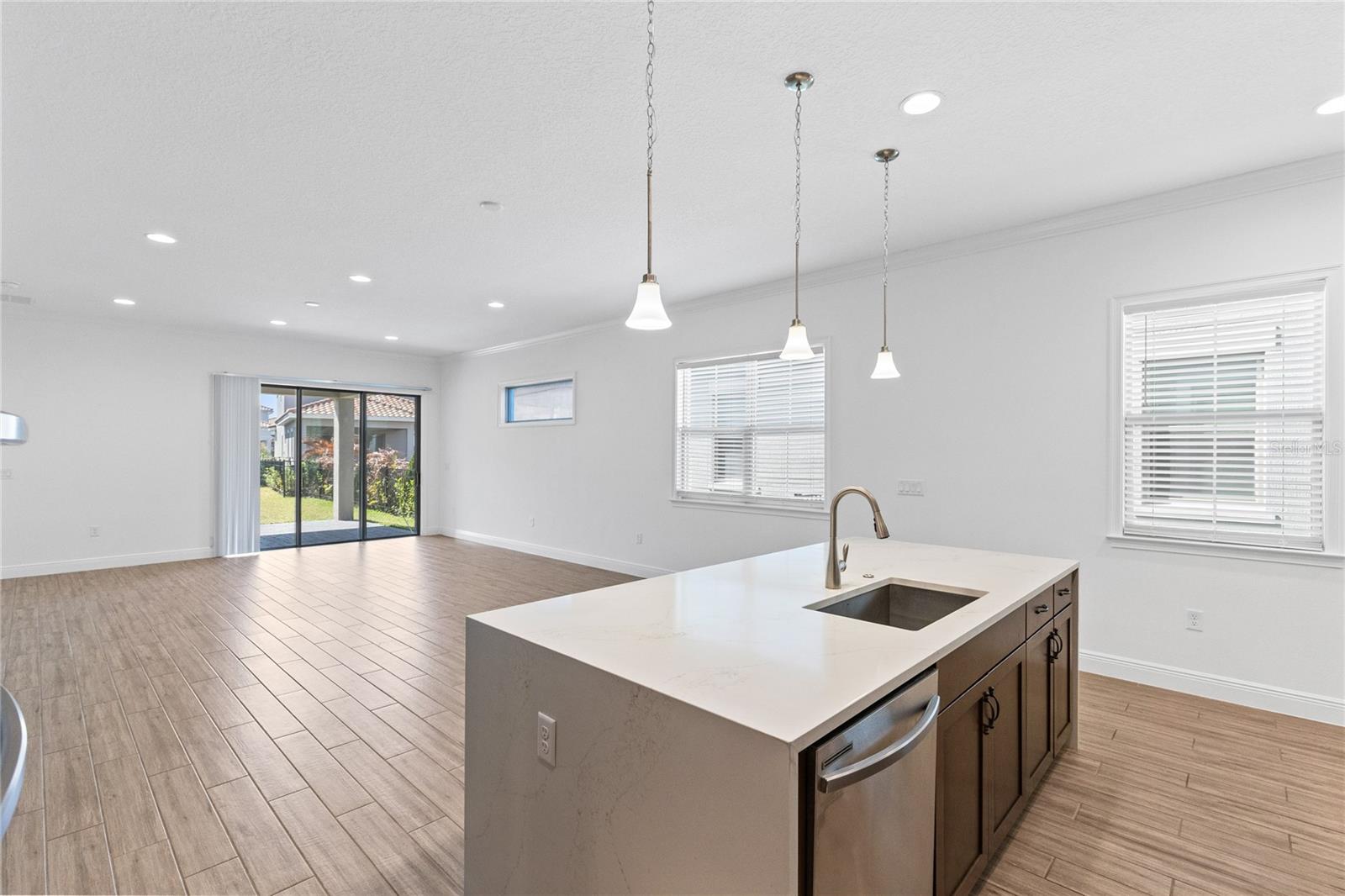 EAGLE CREEK - Residential