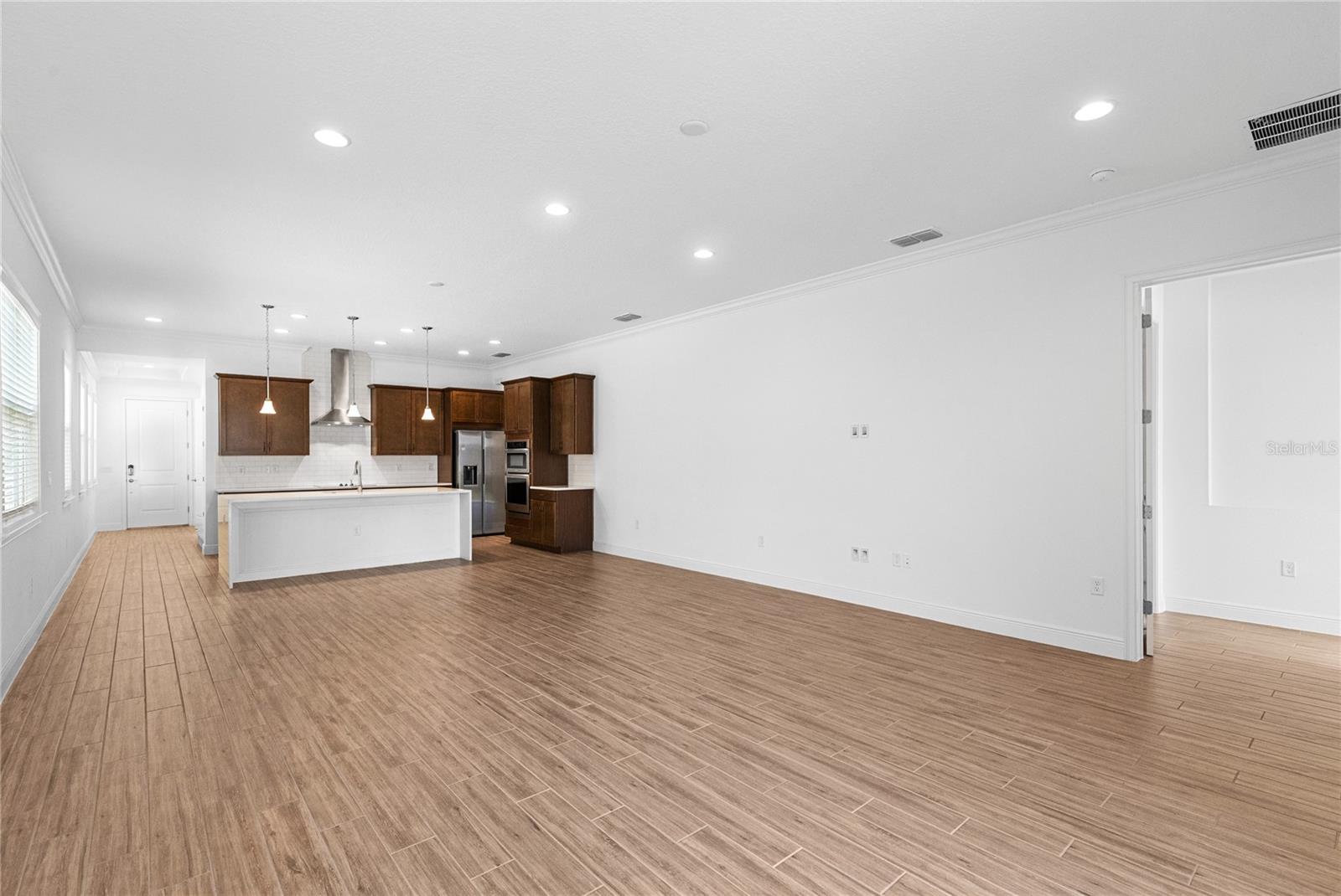 EAGLE CREEK - Residential