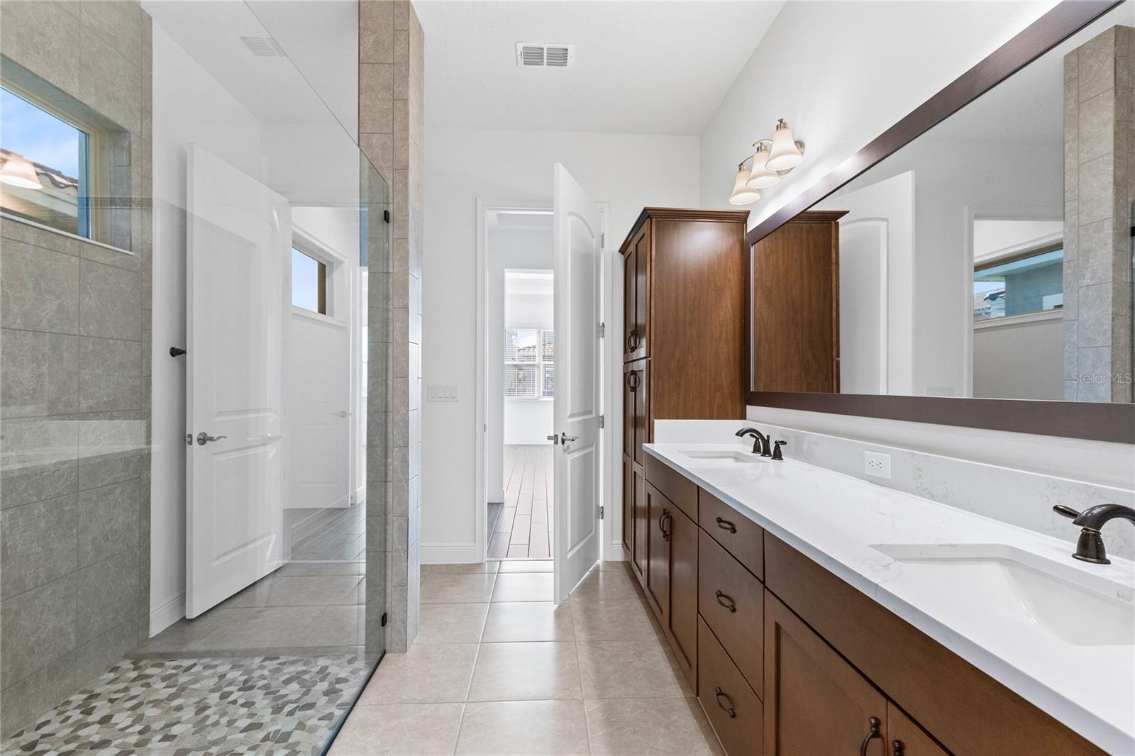 EAGLE CREEK - Residential