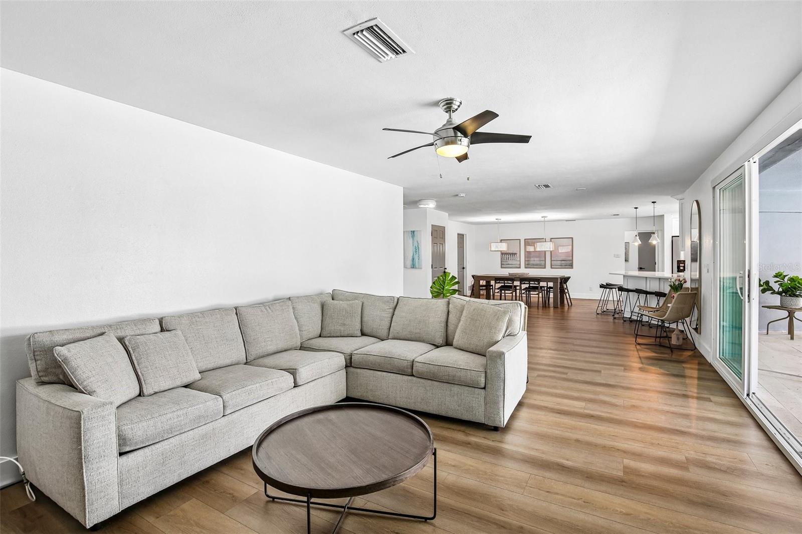 YACHT CLUB ESTATES UNIT 8 REP - Residential