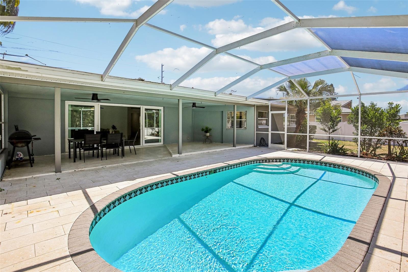 YACHT CLUB ESTATES UNIT 8 REP - Residential