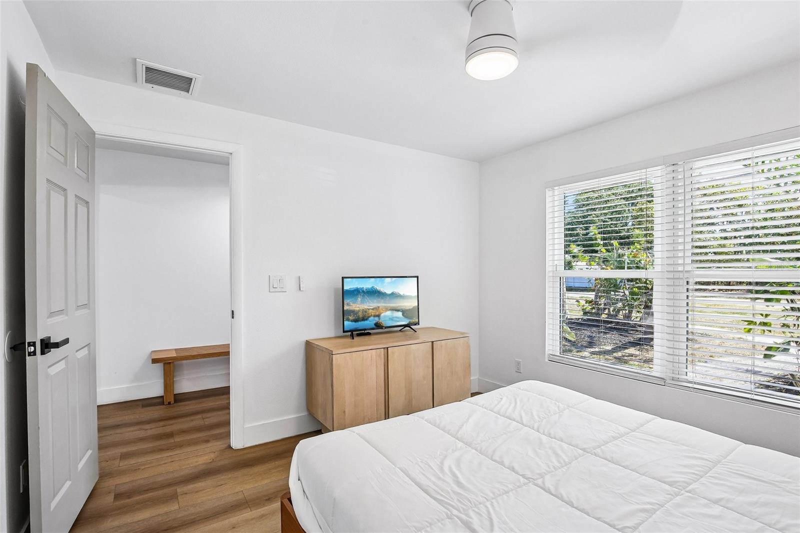 YACHT CLUB ESTATES UNIT 8 REP - Residential