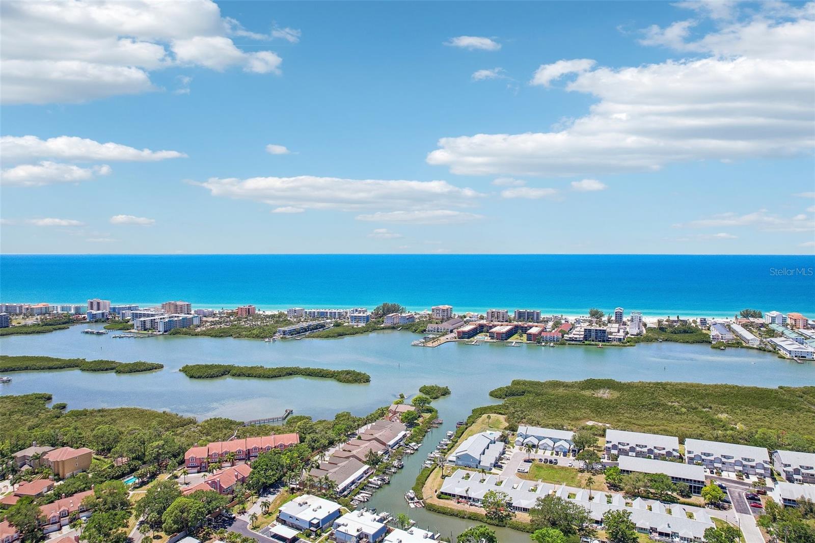 YACHT CLUB ESTATES UNIT 8 REP - Residential