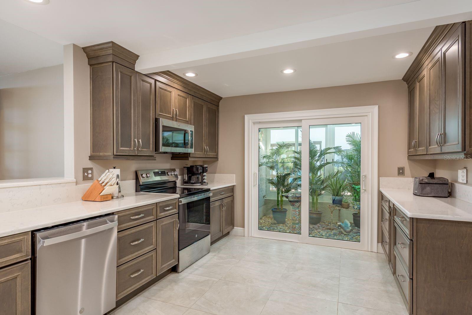 GULF HARBORS WOODLANDS - Residential