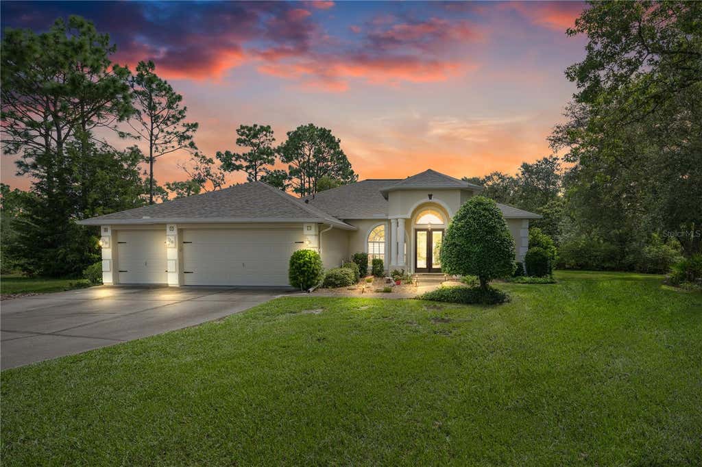 Photo of 1 Colubrina Court, Homosassa, FL 34446 (MLS # TB8541180)