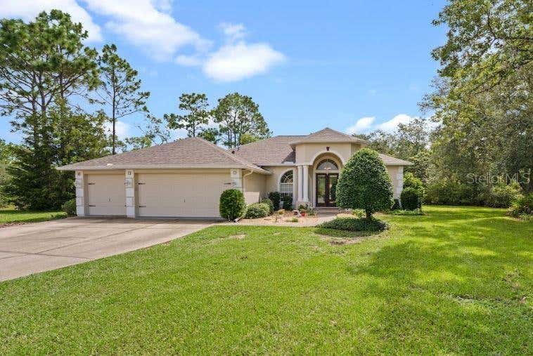 Photo of 1 Colubrina Court, Homosassa, FL 34446 (MLS # TB8541180)