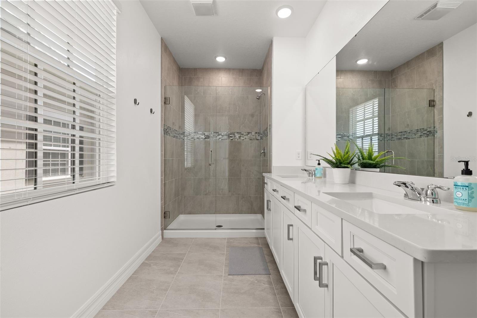 CELEBRATION ISLAND VILLAGE PH 1B - Residential