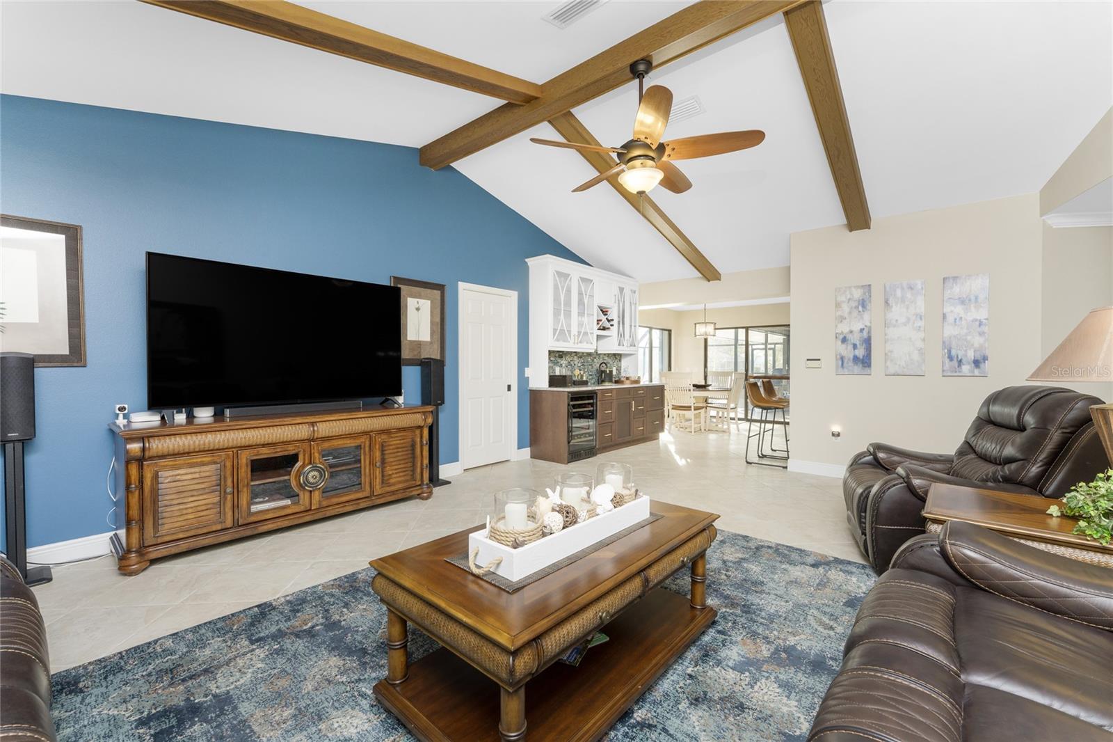 ENGLEWOOD ISLES SUB - Residential