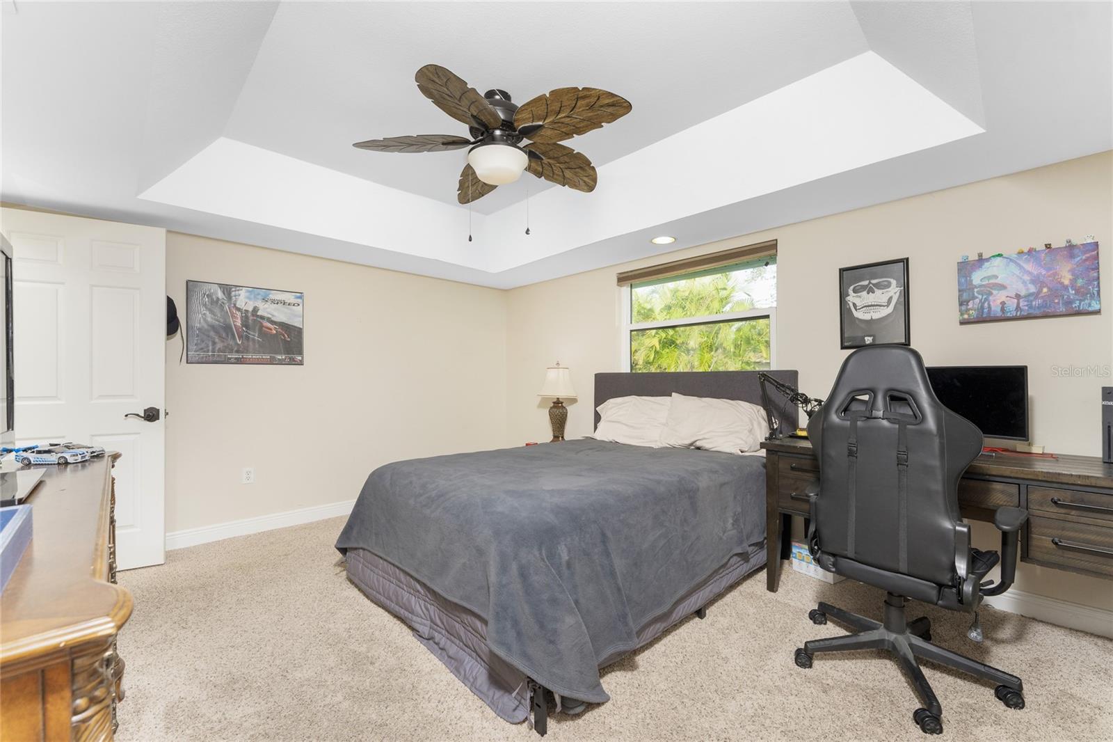 ENGLEWOOD ISLES SUB - Residential