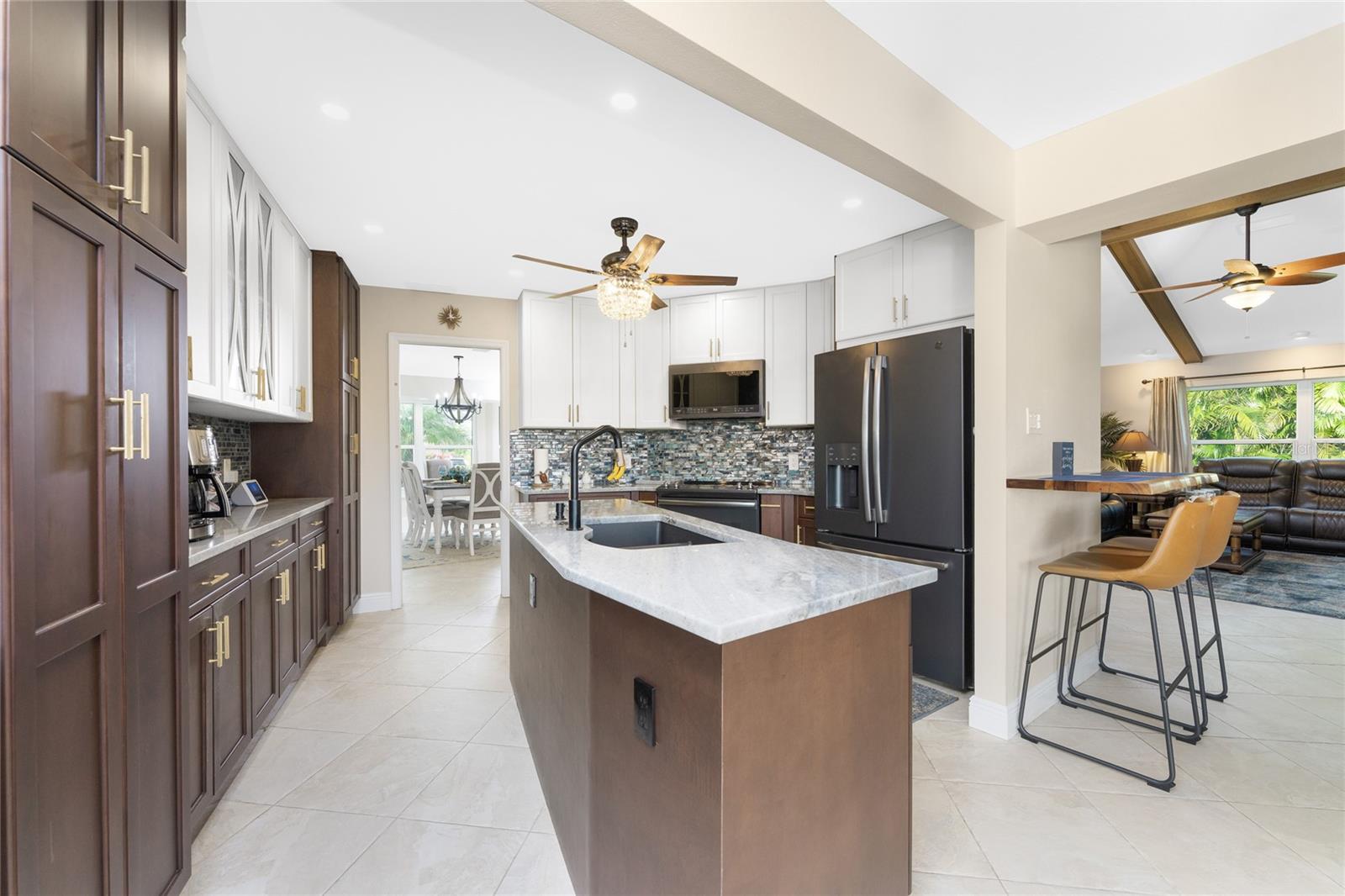 ENGLEWOOD ISLES SUB - Residential