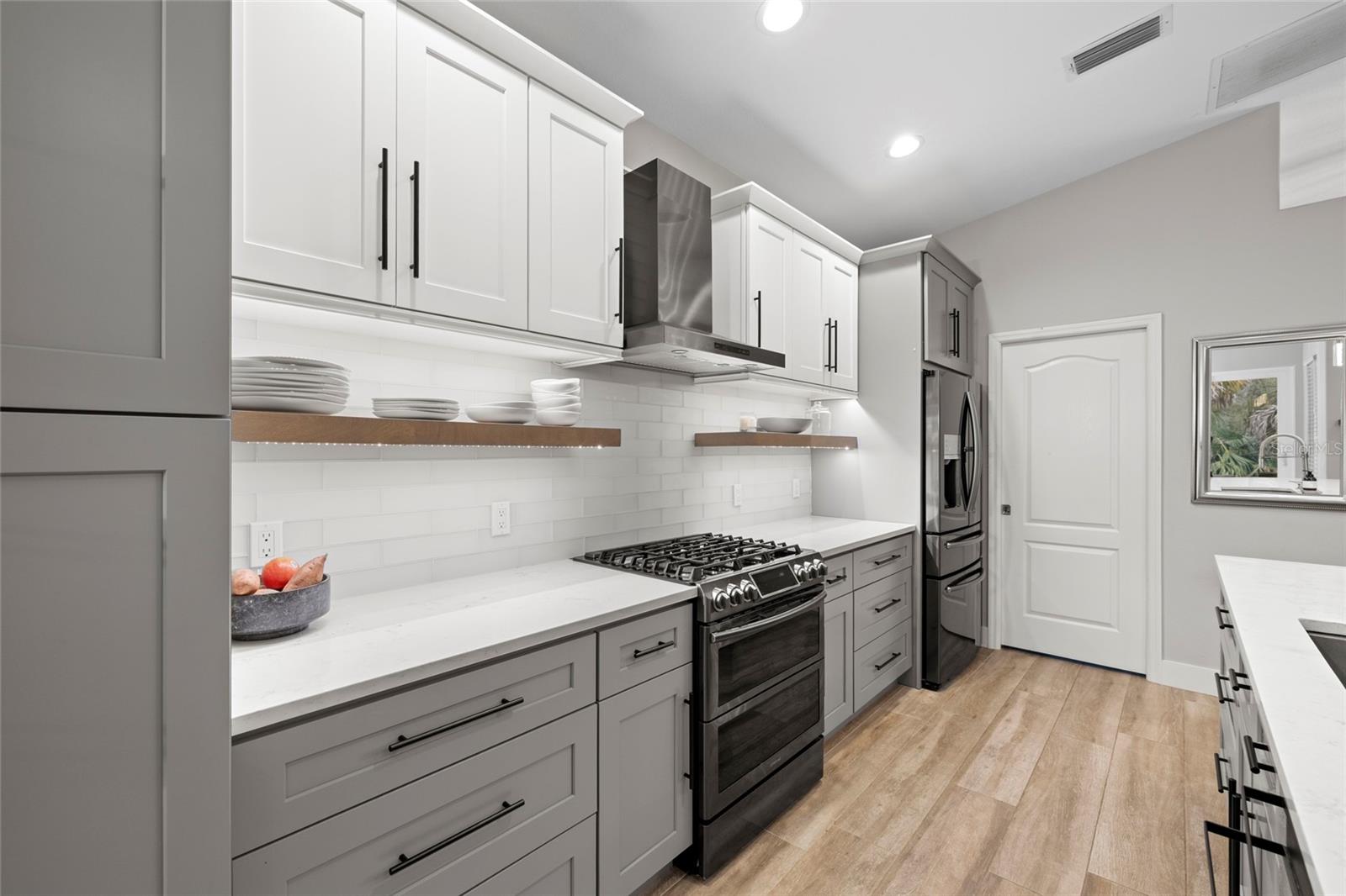 LAKEWOOD RANCH - Residential