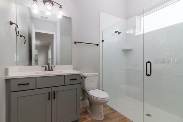 LEESBURG JAMESTOWNE SUB - Residential