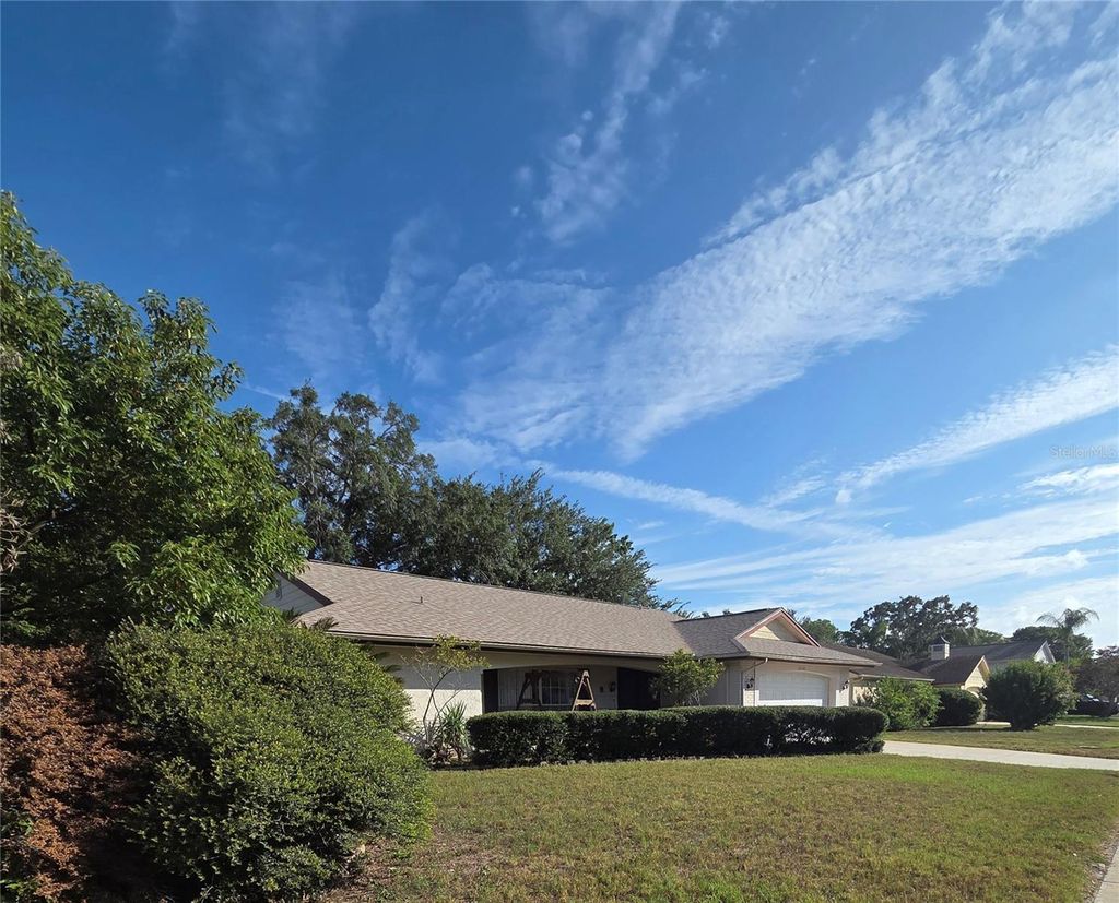 Photo of 12226 Meadowbrook Lane, Hudson, FL 34667 (MLS # TB8517837)