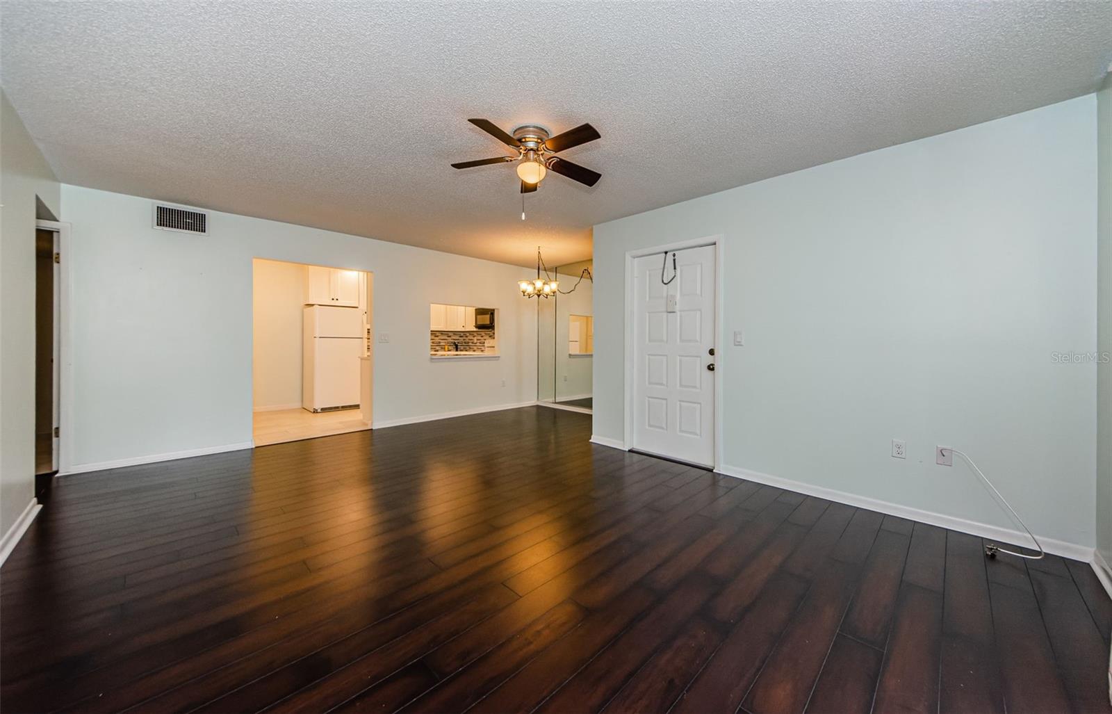 1170 PINE RIDGE CIRCLE W C2
