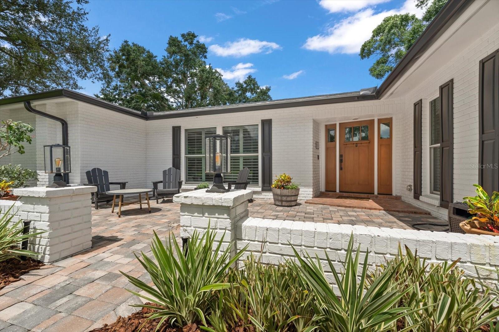1232 SAINT ANDREWS DRIVE