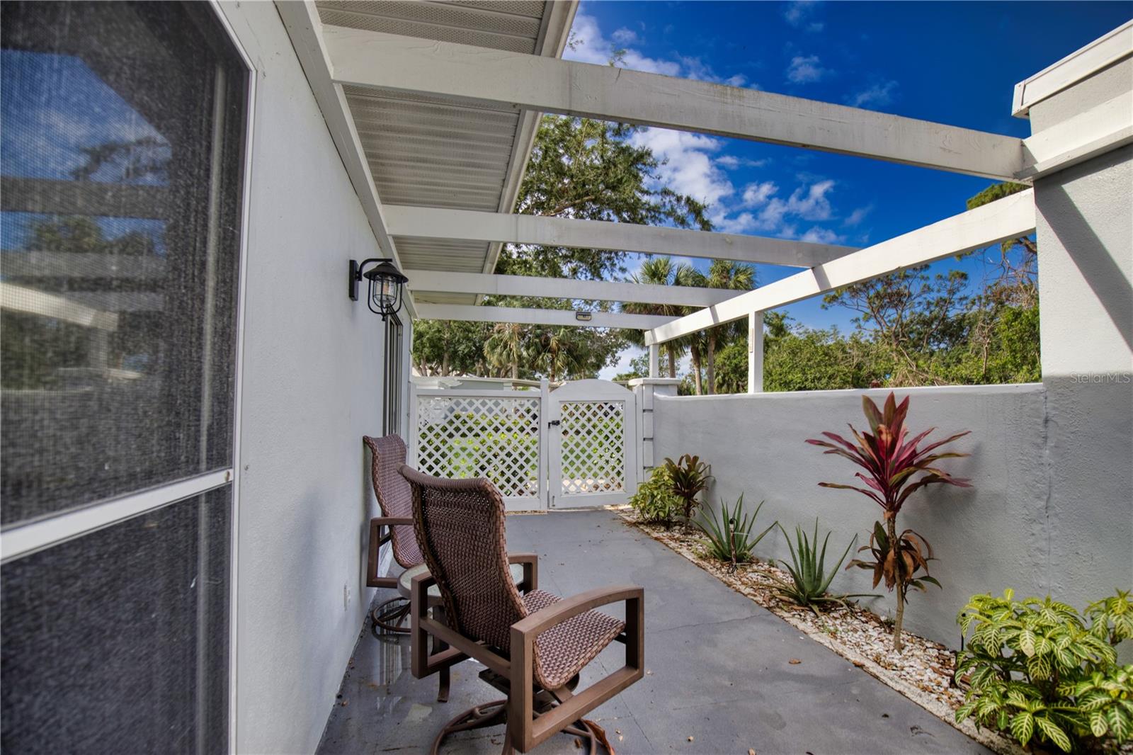 AUGUSTA VILLAS AT PLAN - Residential Lease