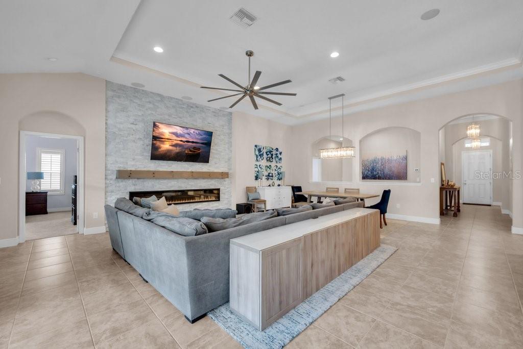 FISHHAWK RANCH - Residential