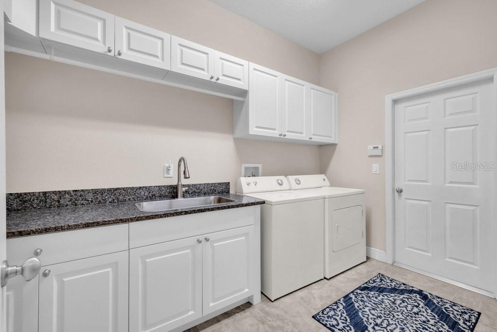 FISHHAWK RANCH - Residential