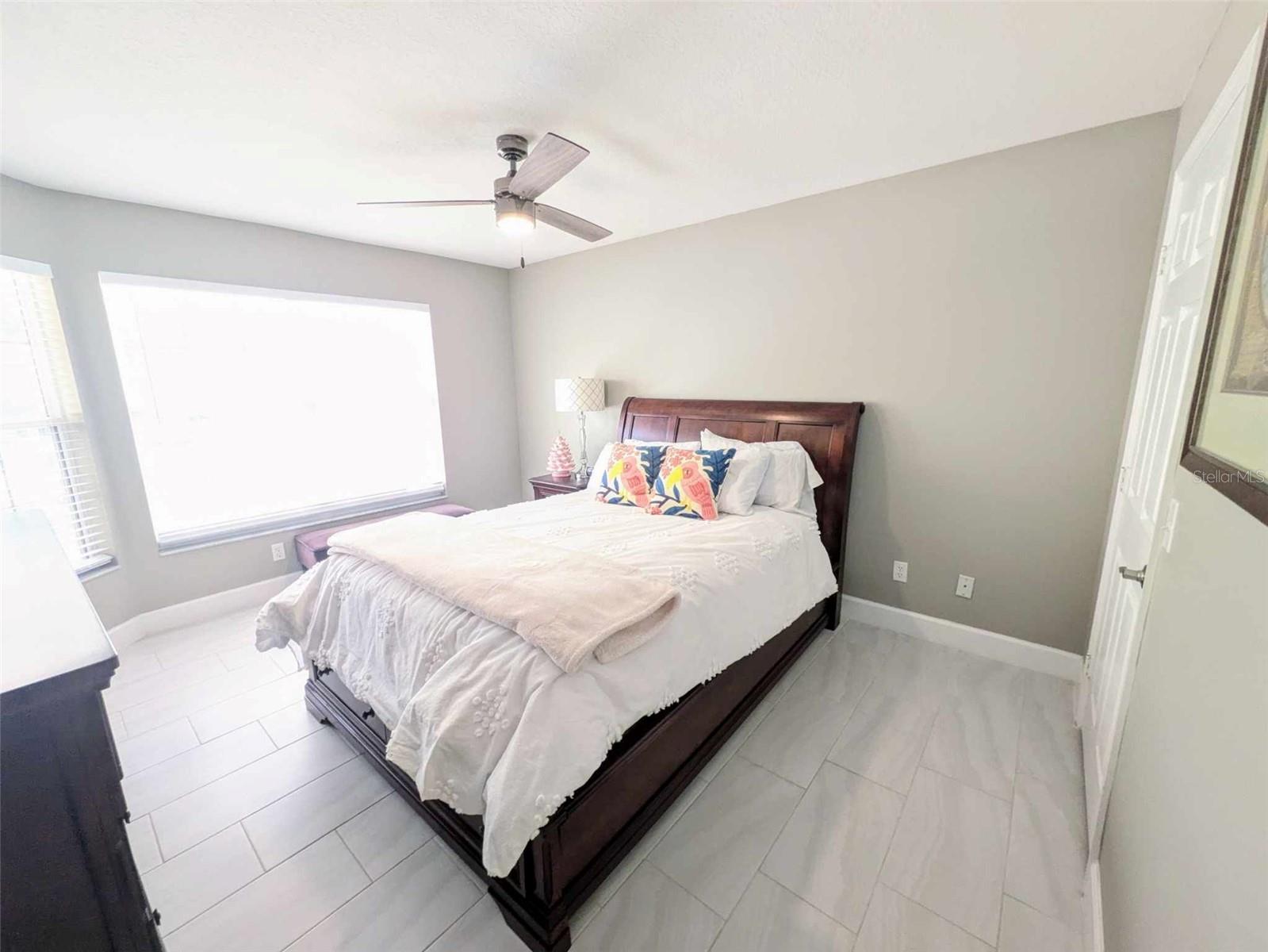 ON TOP OF THE WORLD - Residential Lease