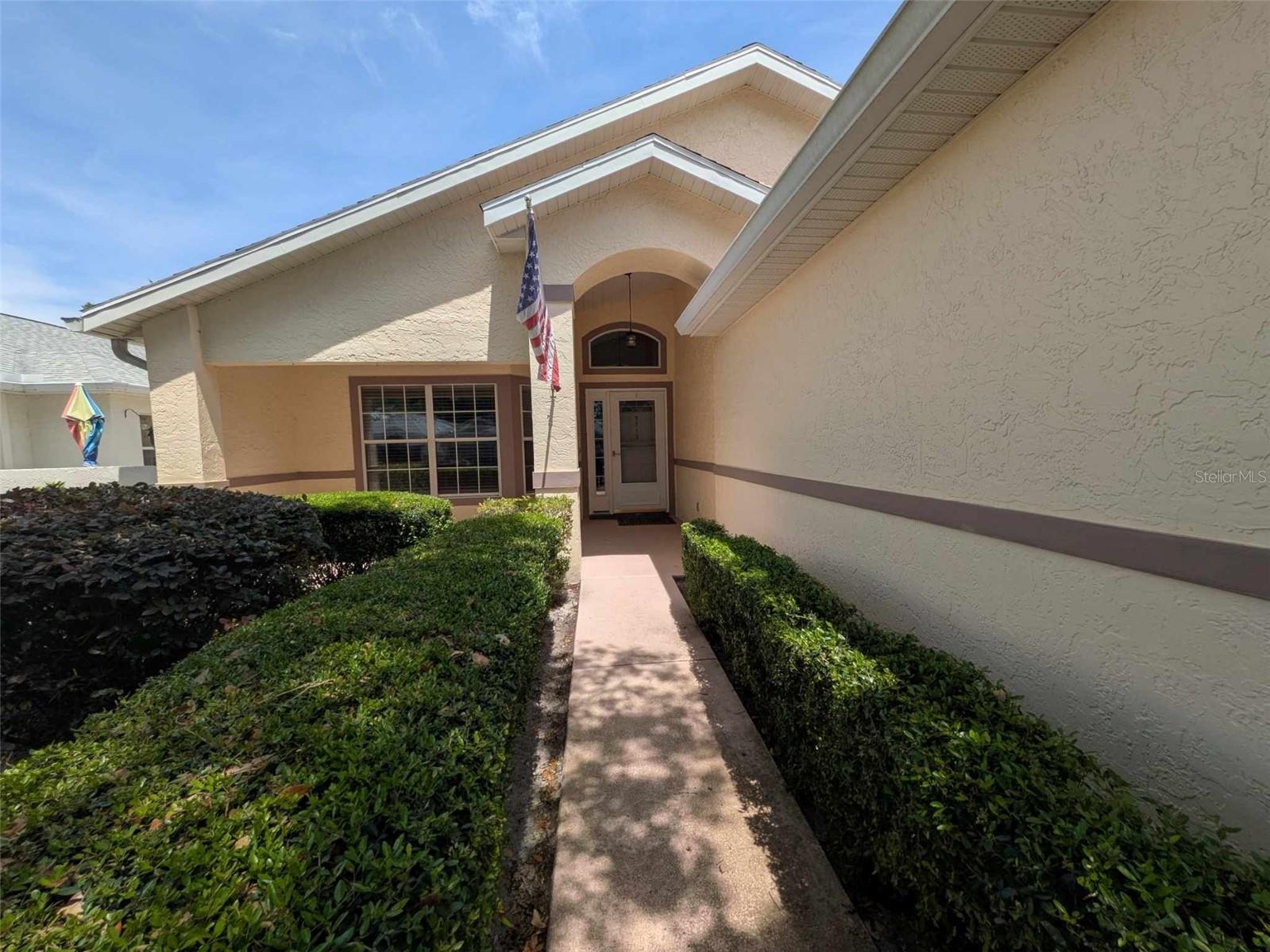 ON TOP OF THE WORLD - Residential Lease