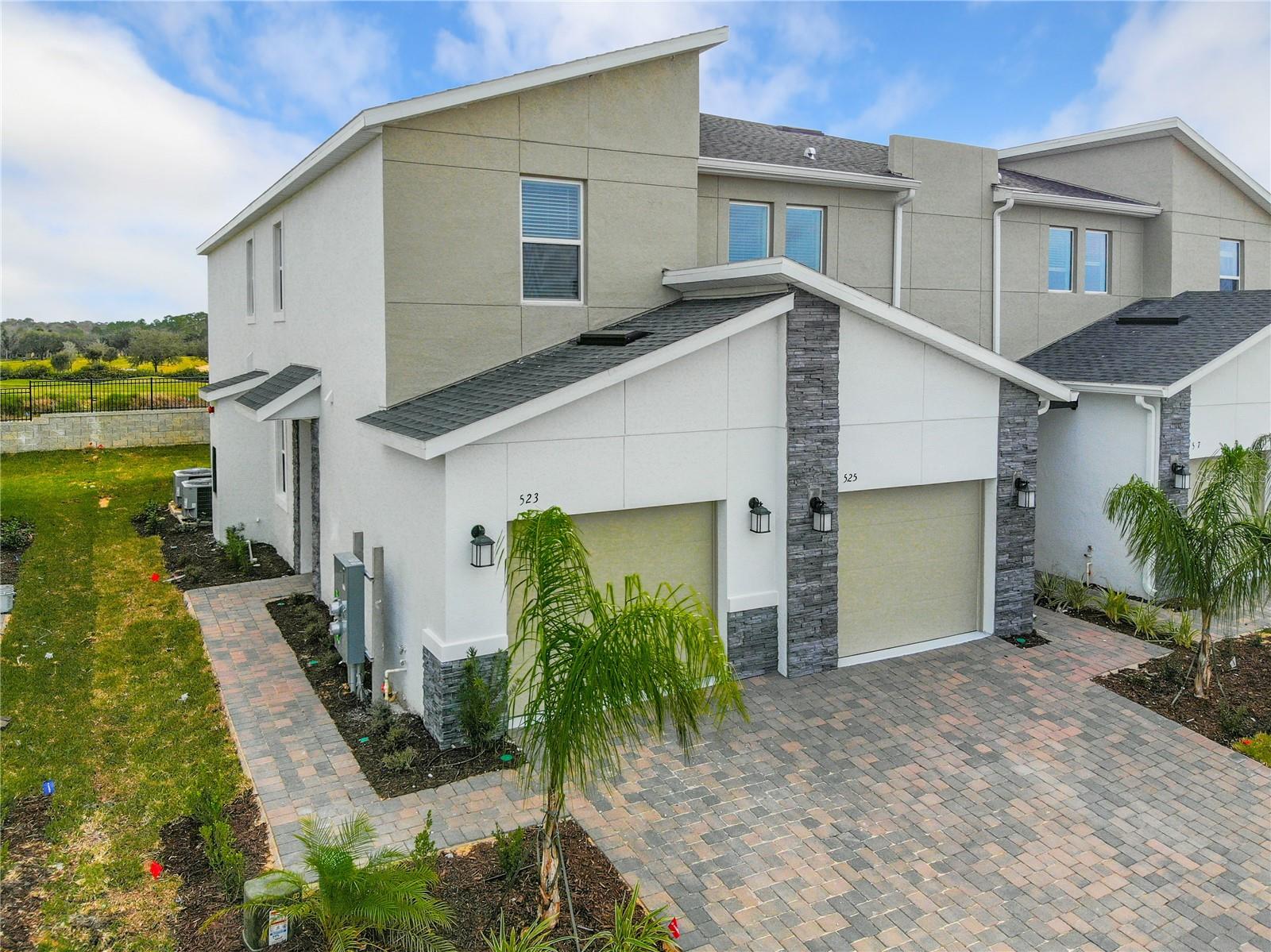 523 OCEAN COURSE AVENUE 523