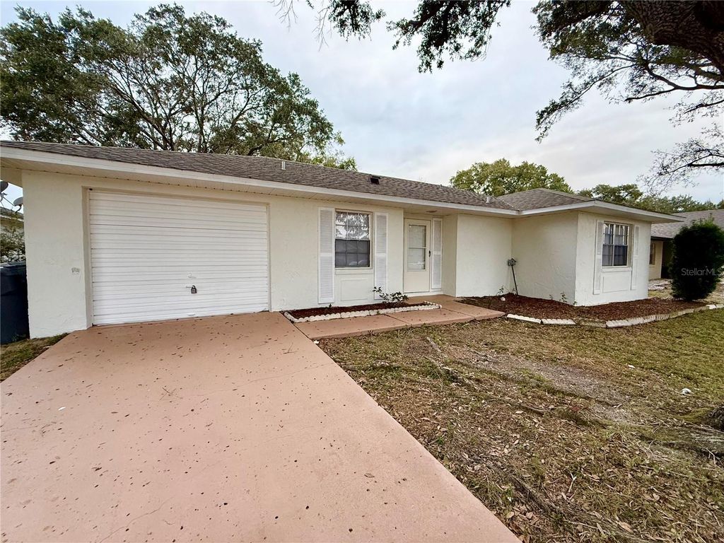 Photo of 34 Cedar Drive, Davenport, FL 33837 (MLS # O6365960)